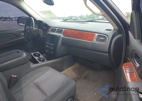 2012 Chevrolet Tahoe Ls z USA, uszkodzony, nr VIN 1GNSKAE01CR289737